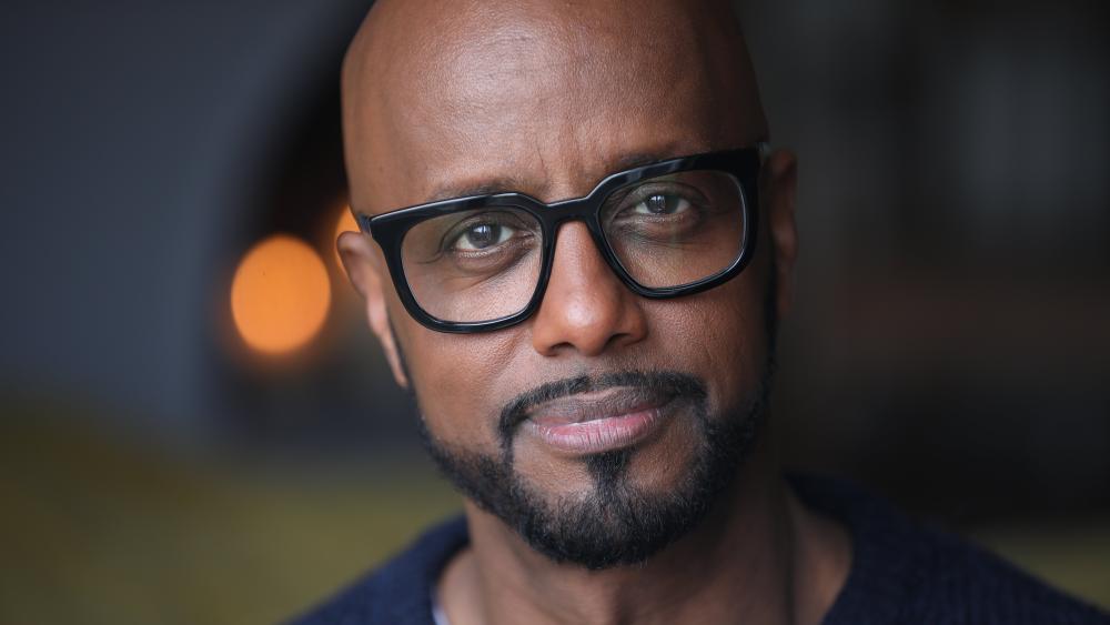 TV-Moderator Yared Dibaba kommt ins Dünen-Hus