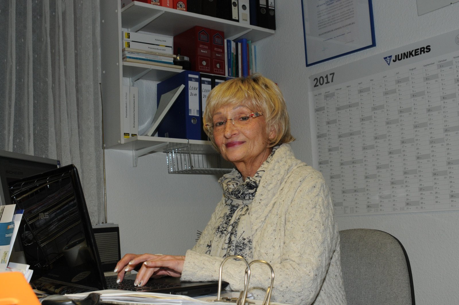 Das Büro leitet Helga Brüning.