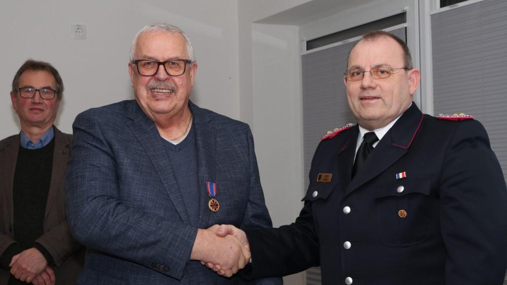Hohe Auszeichnung für Oldensworter Bürgermeister