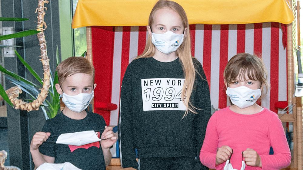 Geschenk für Schüler: Schnutenpullis zum Kreisgeburtstag