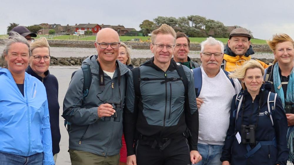 Ministerpräsident und Umweltminister besuchen Hallig Oland