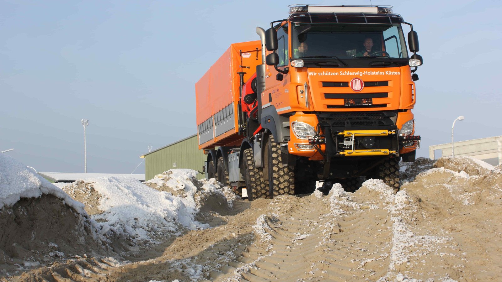 LKN.SH erhält Vielzweck-LKW für Ölbekämpfung