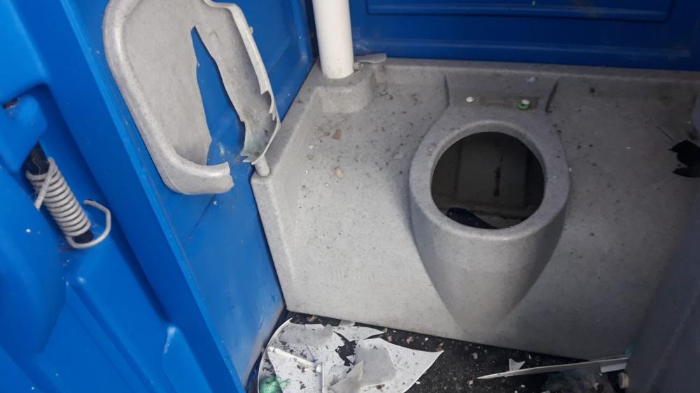 Vandalismus im Katinger Watt