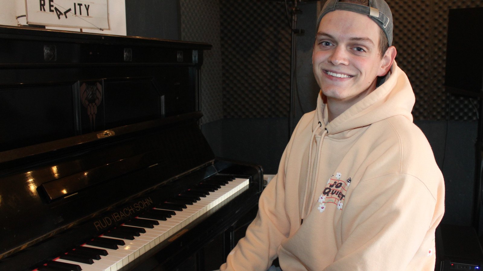 St.Peteraner Singer-Songwriter startet durch