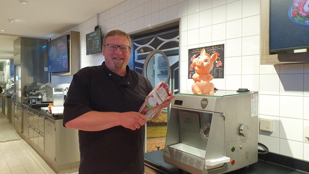 Freundlicher Fleisch-Fachmann