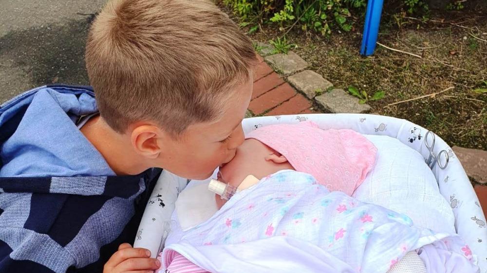 Kleine Kämpferin: Jule will nach Hause
