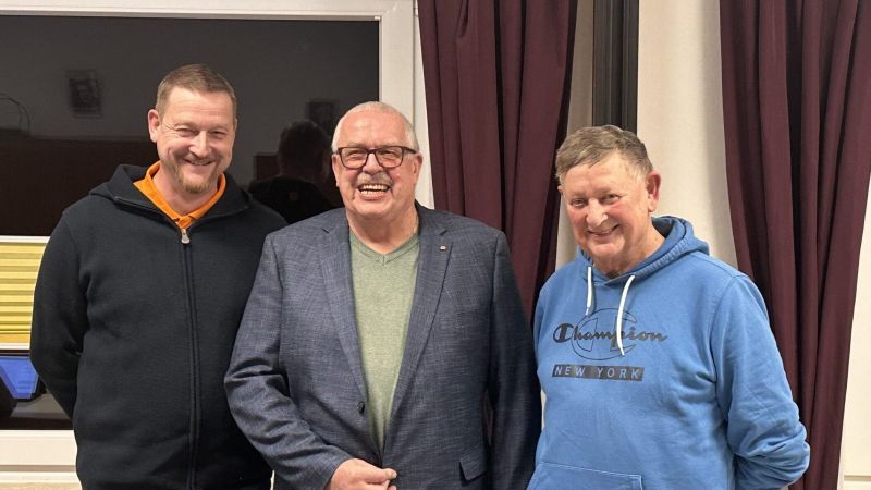Oldensworter Bürgermeister Frank-Michael Tranzer tritt zurück