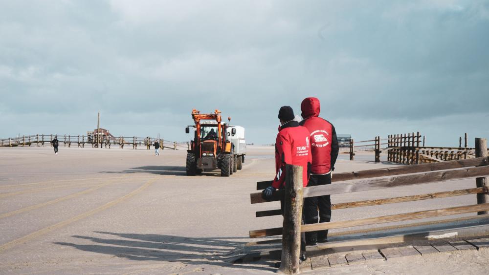 Saisoneröffnung in St. Peter-Ording: 1.250 Strandkörbe