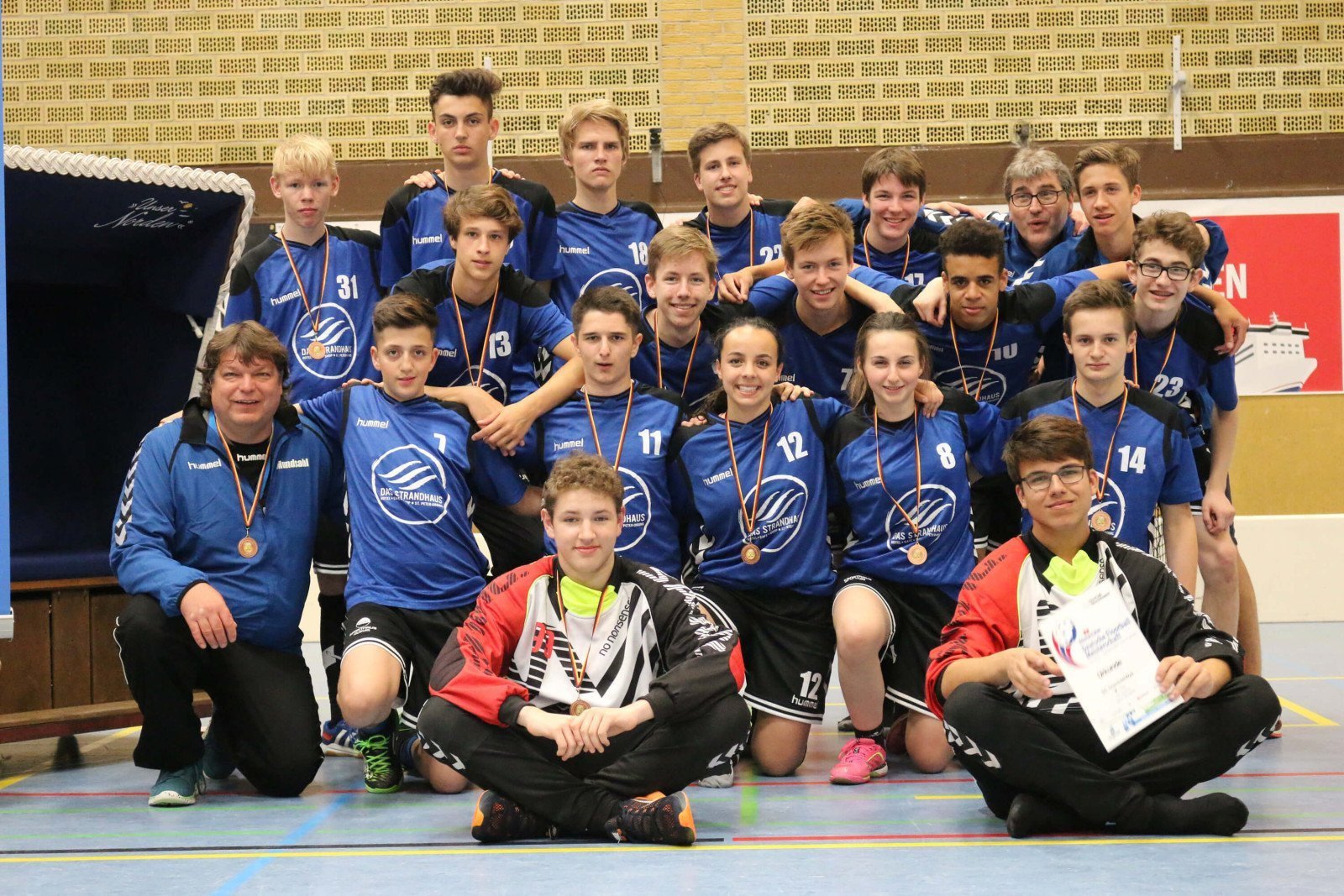 Die Tetenbulls nach Siegerehrung
